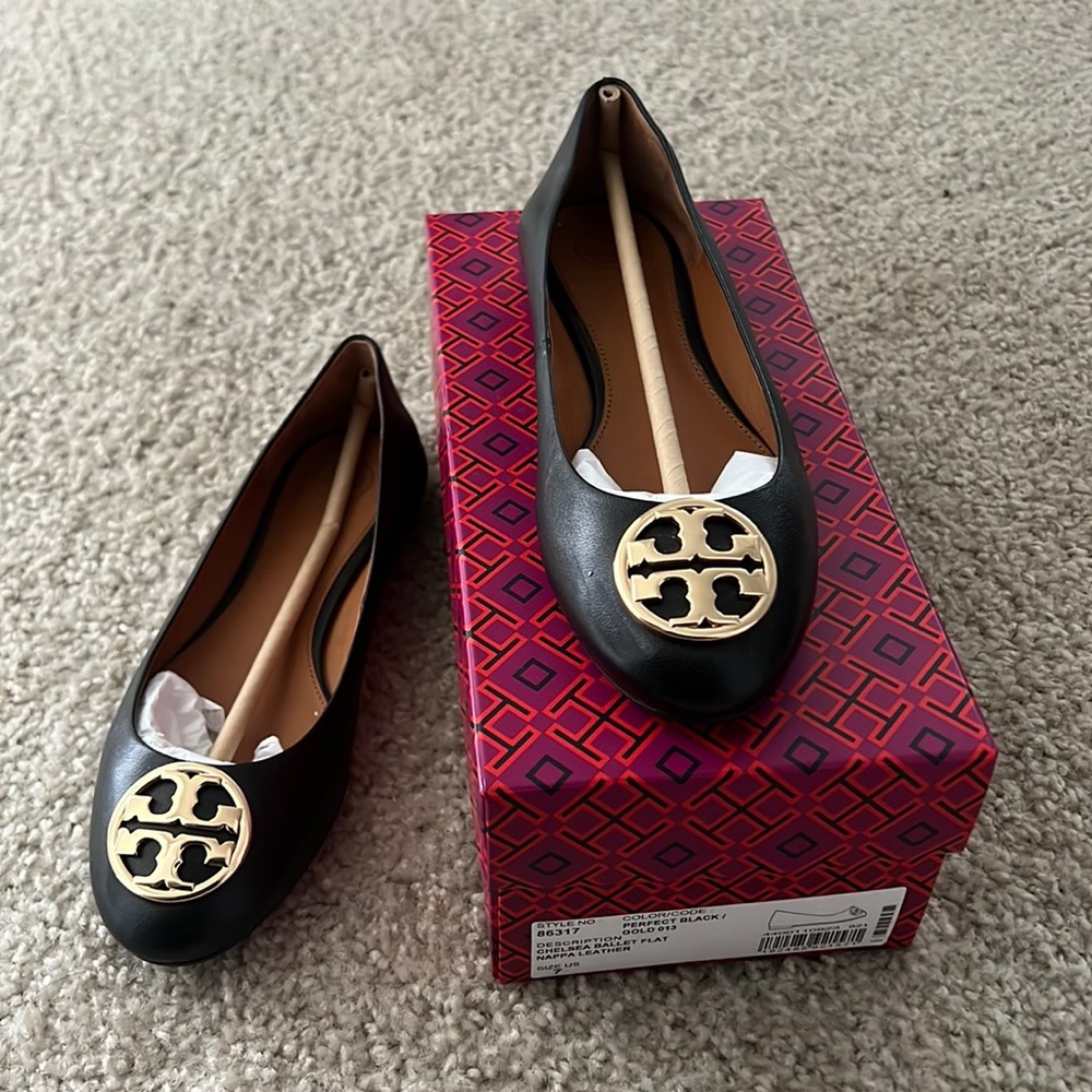 Tory Burch shoes | Chelsea ballet flat